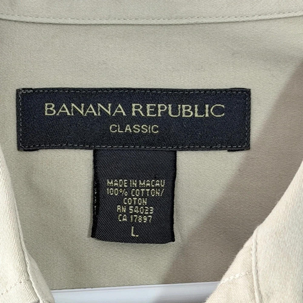 Banana Republic Shirt Button Down Classic Tan Long Sleeve Pockets‎ Mens L